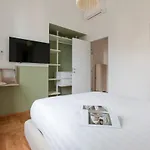 Hacca Collection - Luxury 3br Center