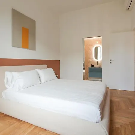 Hacca Collection - Luxury 3br Center