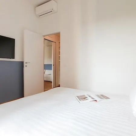 Hacca Collection - Luxury 3br Center Apartment *